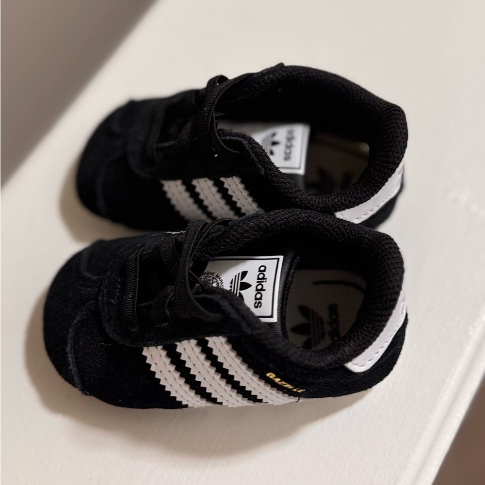 Adidas Gazelle Infant Trainers – Black – Size 2 (New)